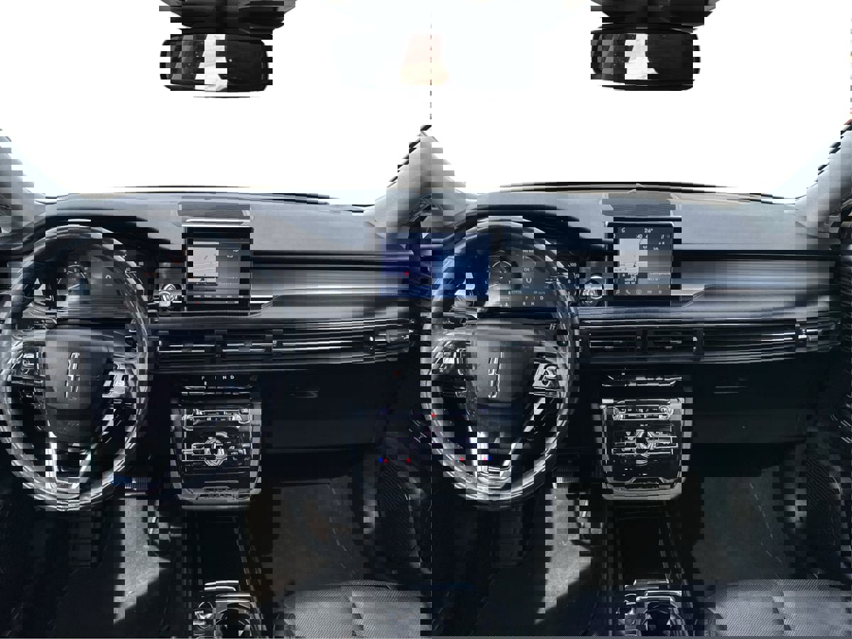 Used 2020 Lincoln Corsair FWD w/ Premium Package image 42