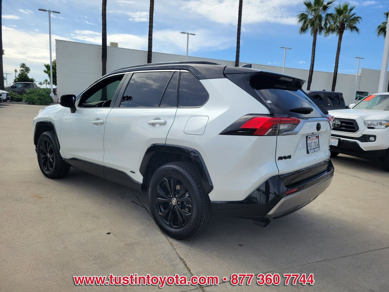 Used 2024 Toyota RAV4 XSE w/ Advanced Technology Package AWD/4WD image 6
