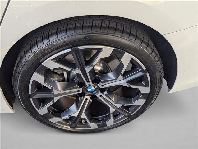 Used 2025 BMW 330i Sedan w/ Premium Package image 24