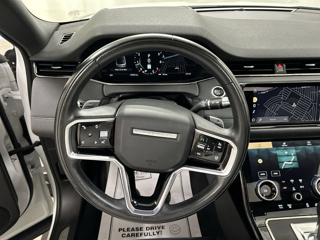Used 2022 Land Rover Range Rover Evoque R-Dynamic SE AWD/4WD image 4