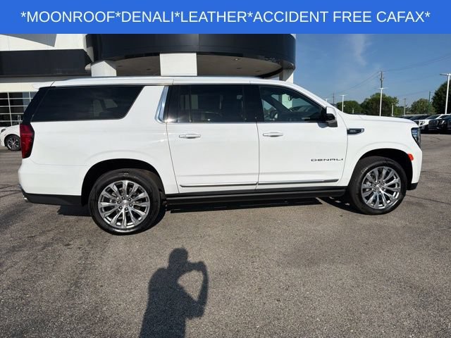Used 2024 GMC Yukon XL Denali AWD/4WD image 15