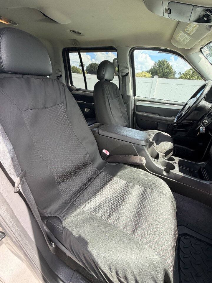 Used 2005 Mercury Mountaineer Luxury AWD/4WD image 11