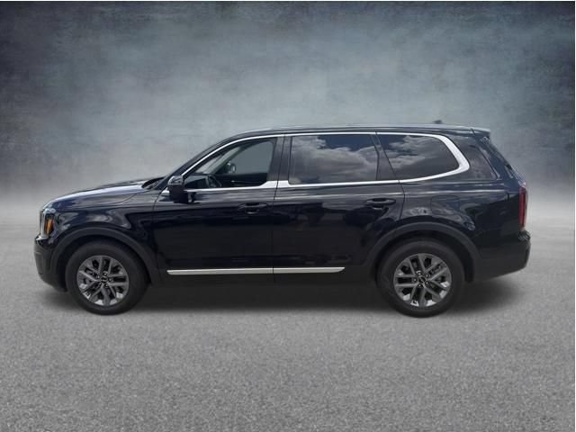 Used 2023 Kia Telluride LX FWD image 8