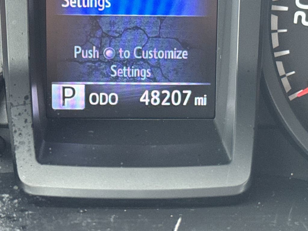 Used 2019 Toyota Tacoma SR5 image 17