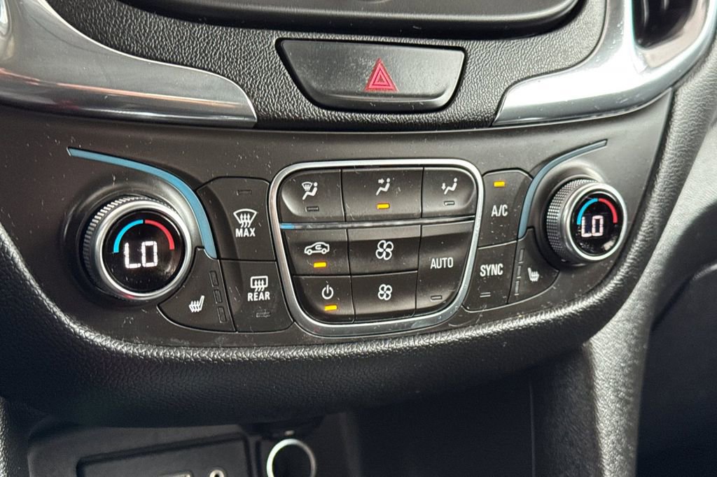 Used 2019 Chevrolet Equinox LT FWD image 21