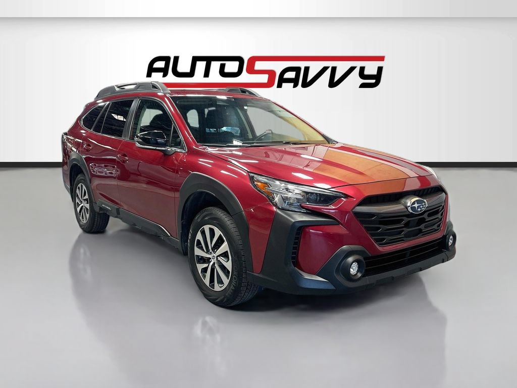 Used 2024 Subaru Outback Premium AWD/4WD image 1
