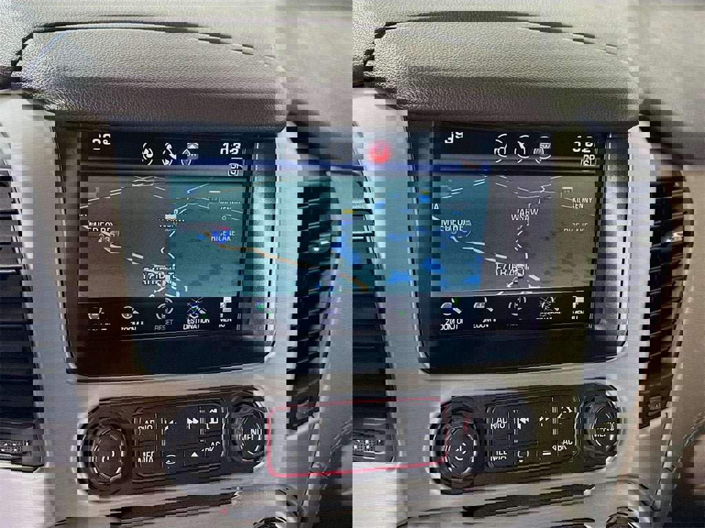 Used 2015 GMC Yukon XL SLT w/ Open Road Package image 7