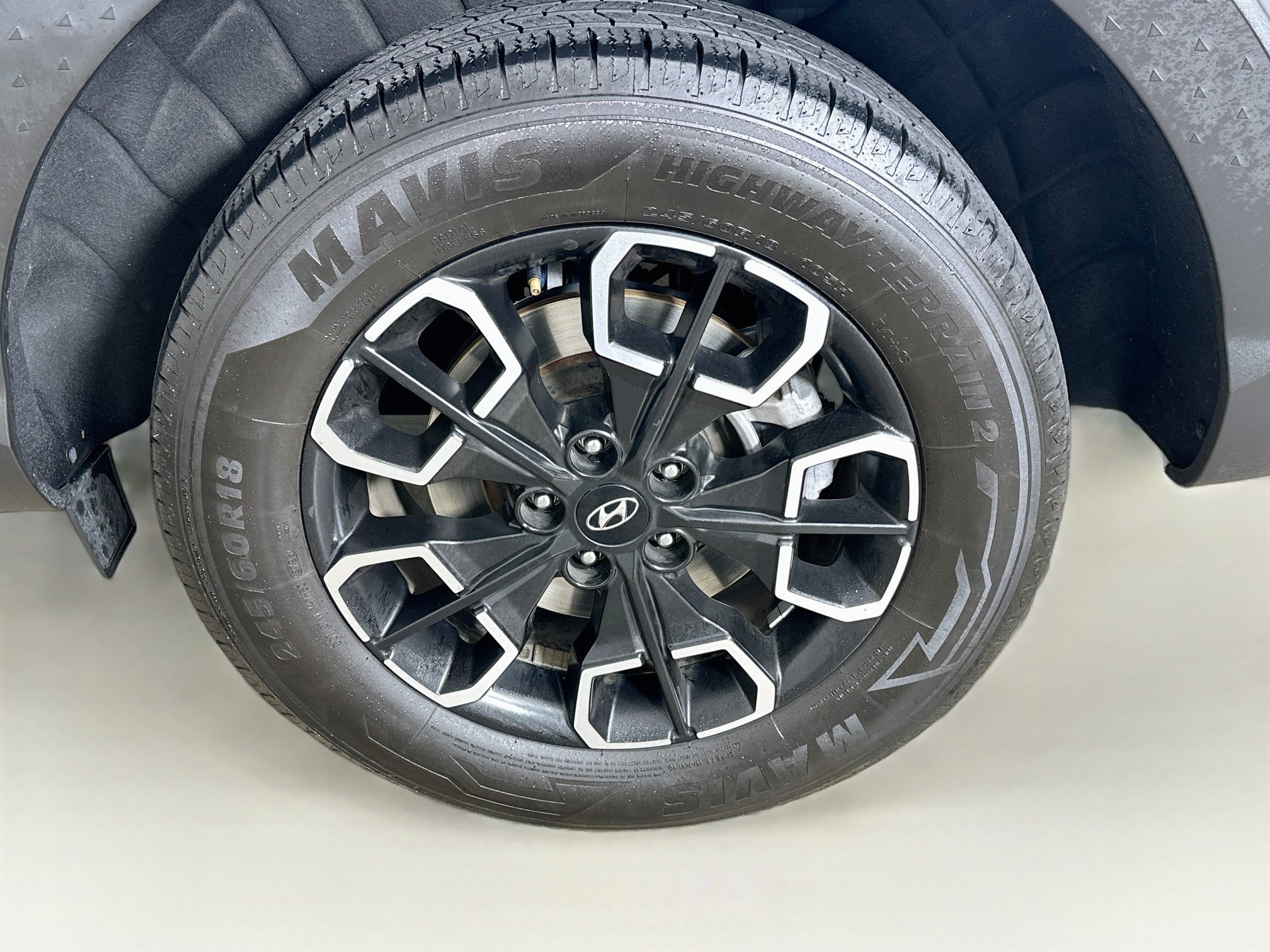 Used 2022 Hyundai Santa Cruz SEL w/ Activity Package FWD image 11