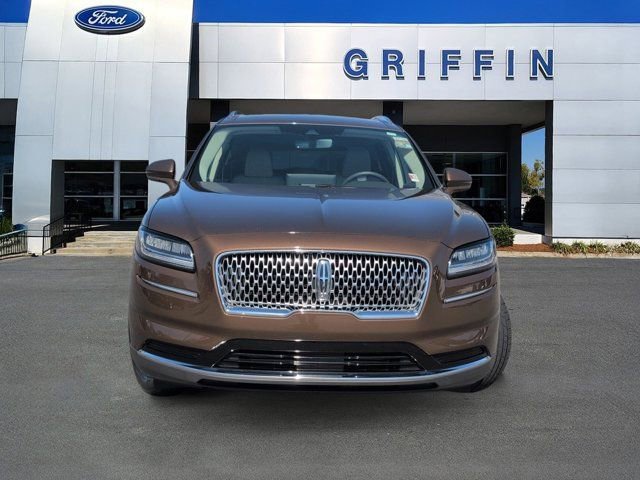 Used 2022 Lincoln Nautilus FWD w/ Premium Package image 11