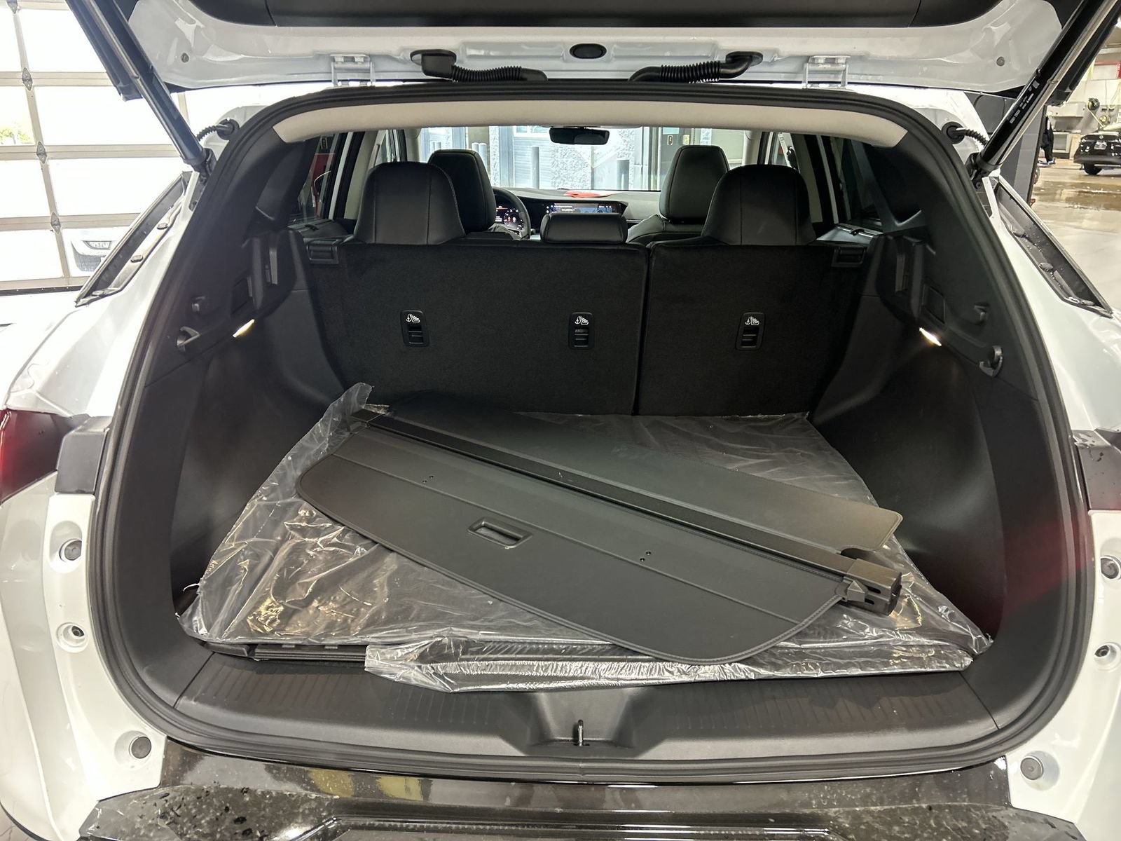 New 2026 Nissan Murano Platinum w/ Cargo Package AWD/4WD image 39