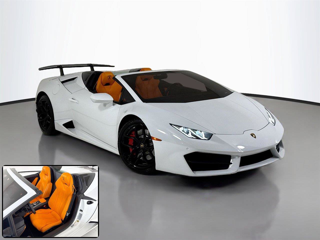 Used 2019 Lamborghini Huracan LP 580-2 RWD image 2