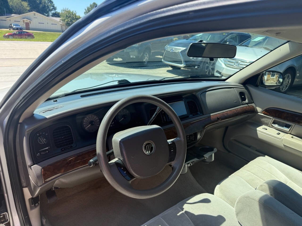 Used 2007 Mercury Grand Marquis GS image 14