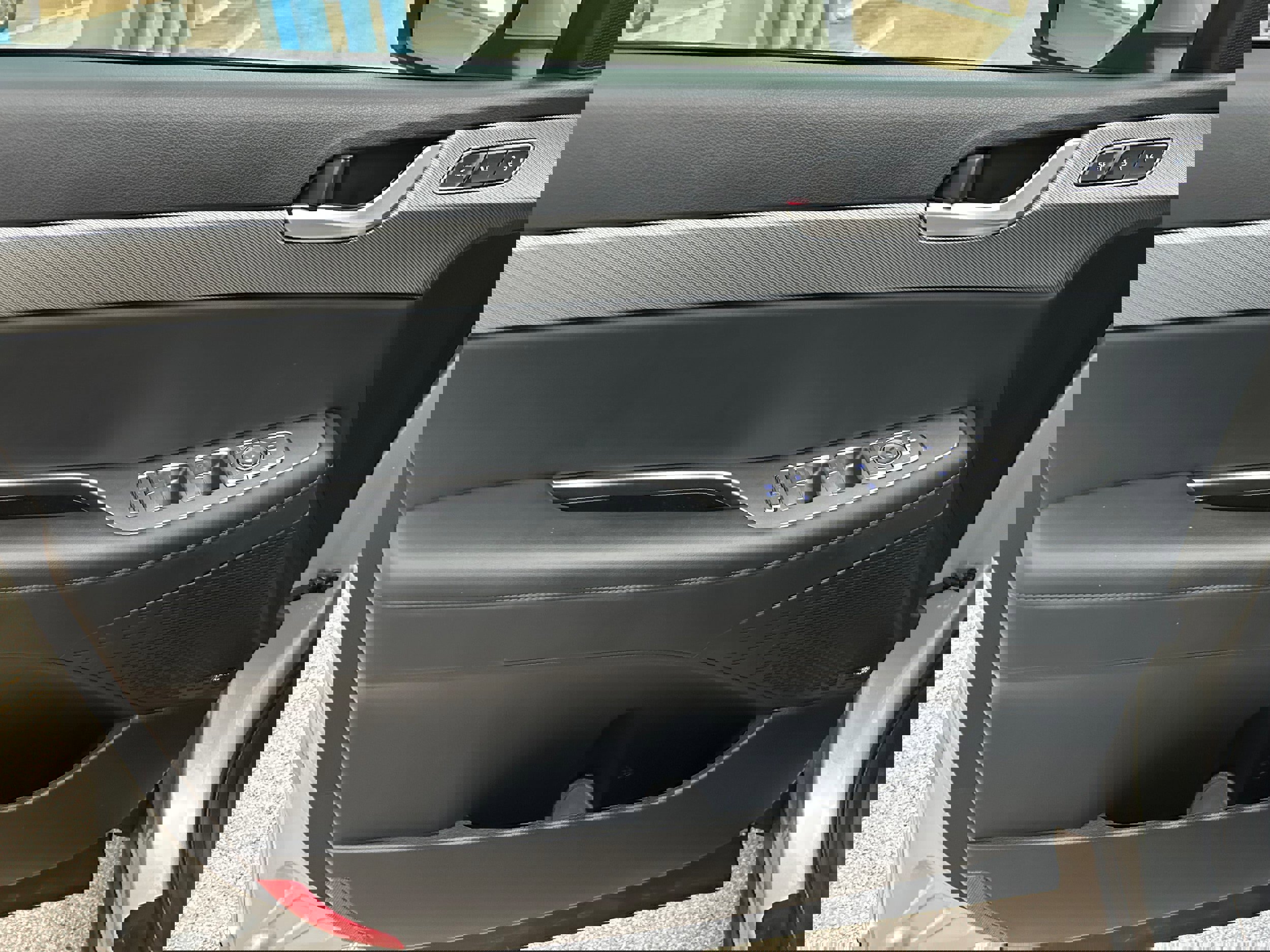 Used 2023 Hyundai Palisade SEL w/ Premium Package image 9