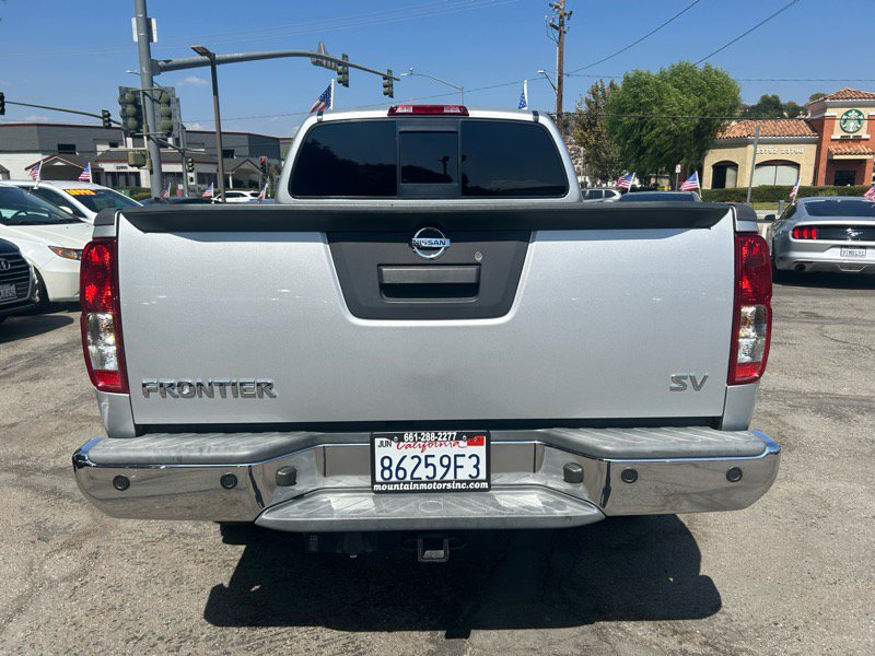 Used 2019 Nissan Frontier SV image 4