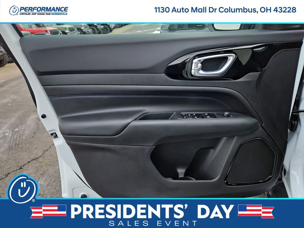 New 2026 Jeep Compass Latitude image 17