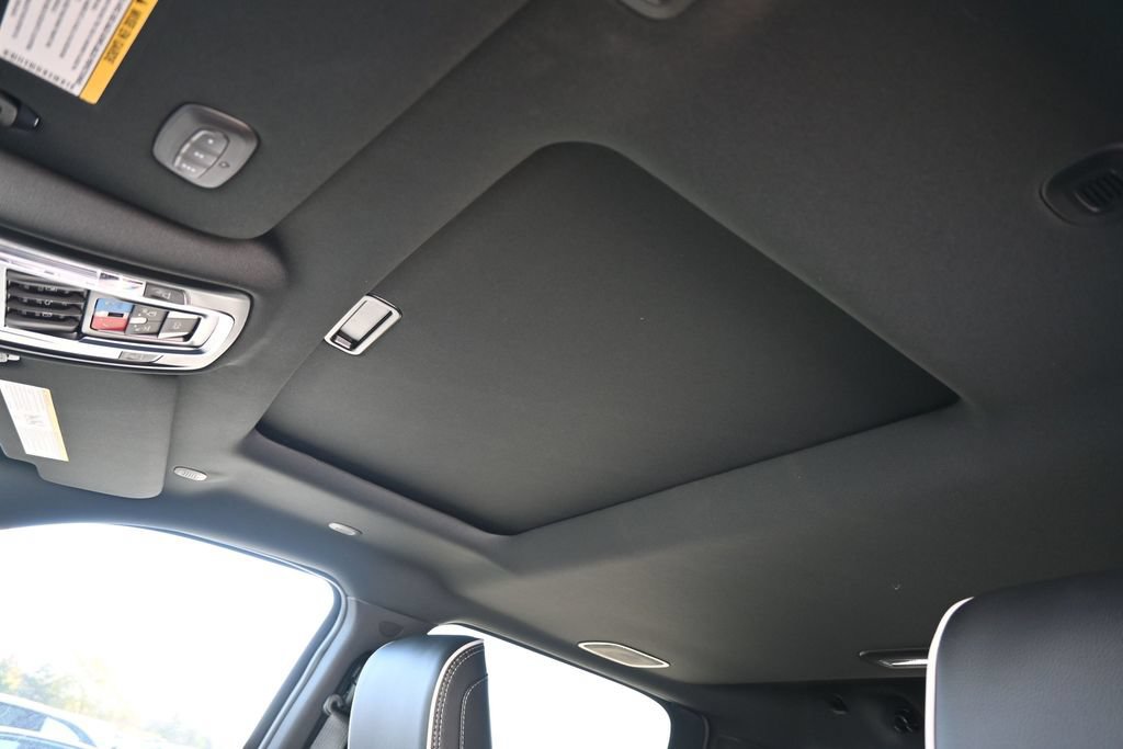 New 2027 RAM 2500 Laramie AWD/4WD image 17