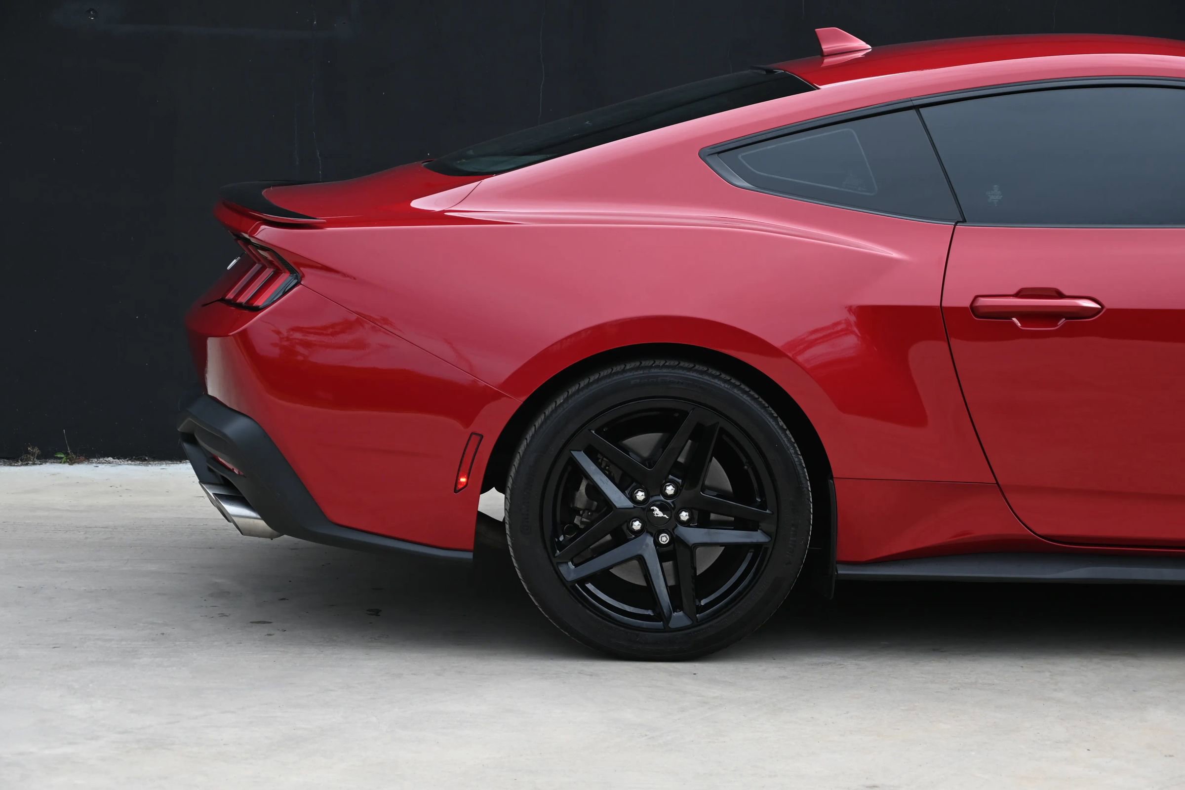 Used 2024 Ford Mustang GT Premium image 11