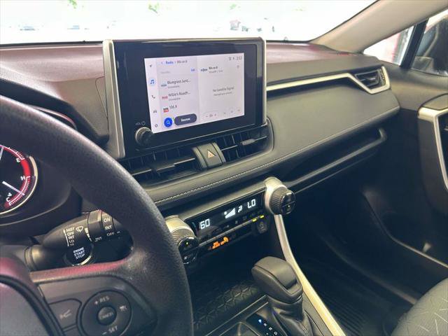 Certified 2023 Toyota RAV4 XLE FWD image 21