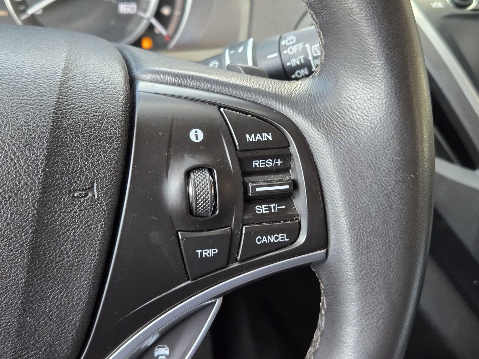 Used 2016 Acura MDX w/ Advance & Entertainment Pkg FWD image 31