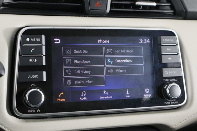 Used 2021 Nissan Versa SV image 31