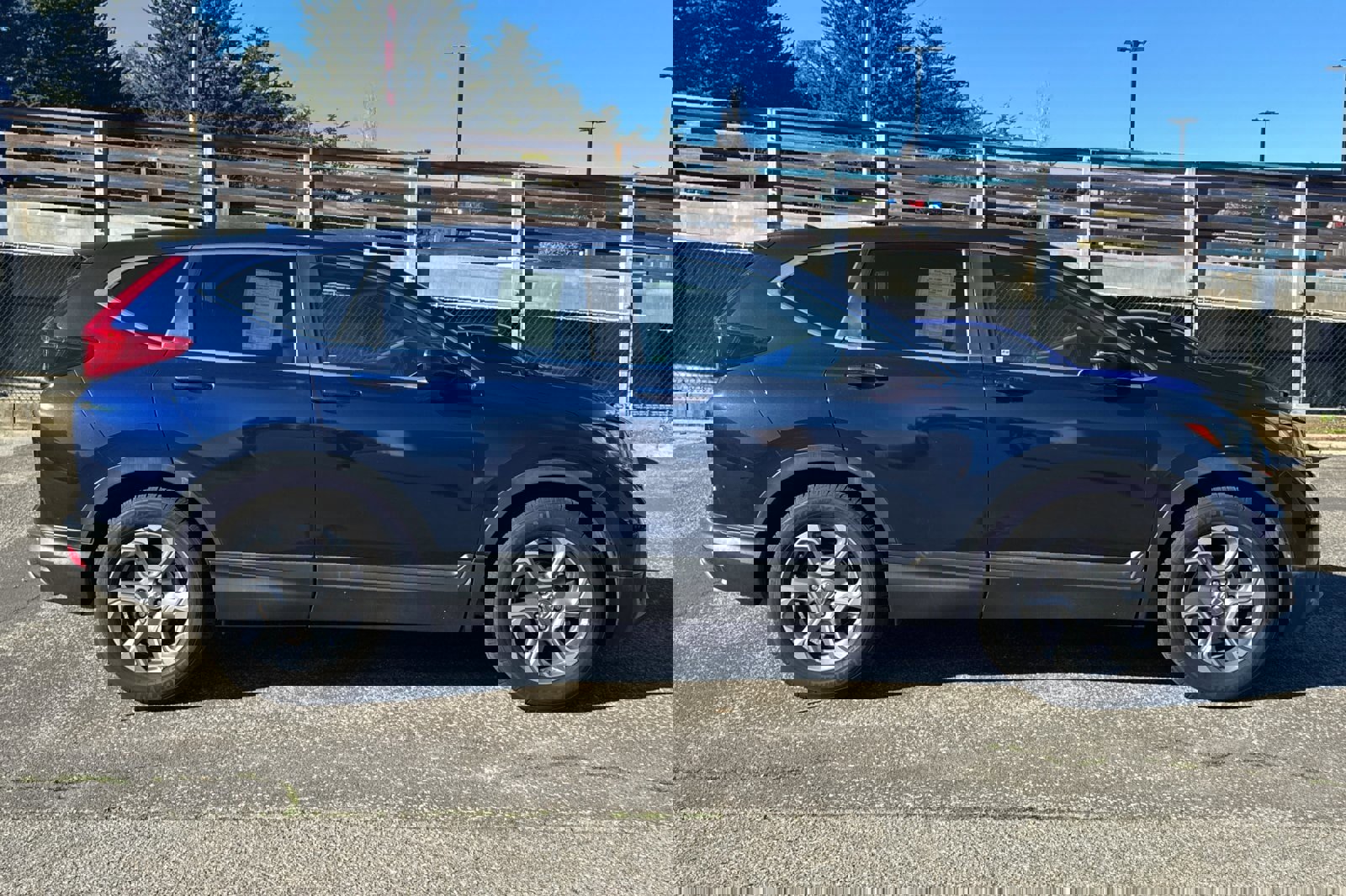 Used 2018 Honda CR-V EX image 3