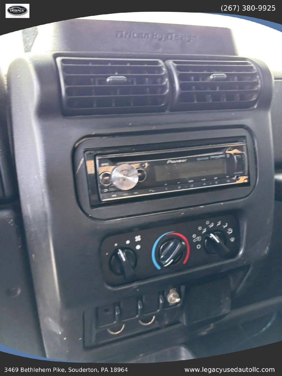 Used 2006 Jeep Wrangler X image 22