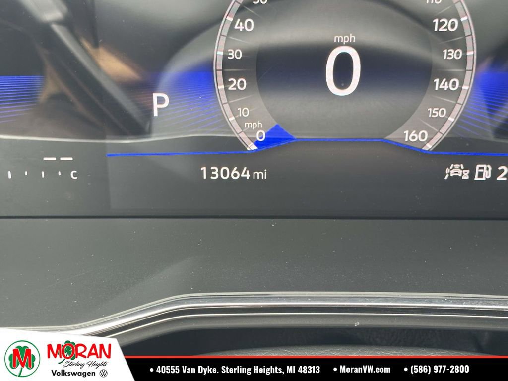 Certified 2023 Volkswagen Jetta SE w/ Panoramic Sunroof Package FWD image 22