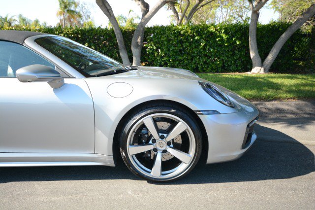 Used 2021 Porsche 911 AWD/4WD image 10