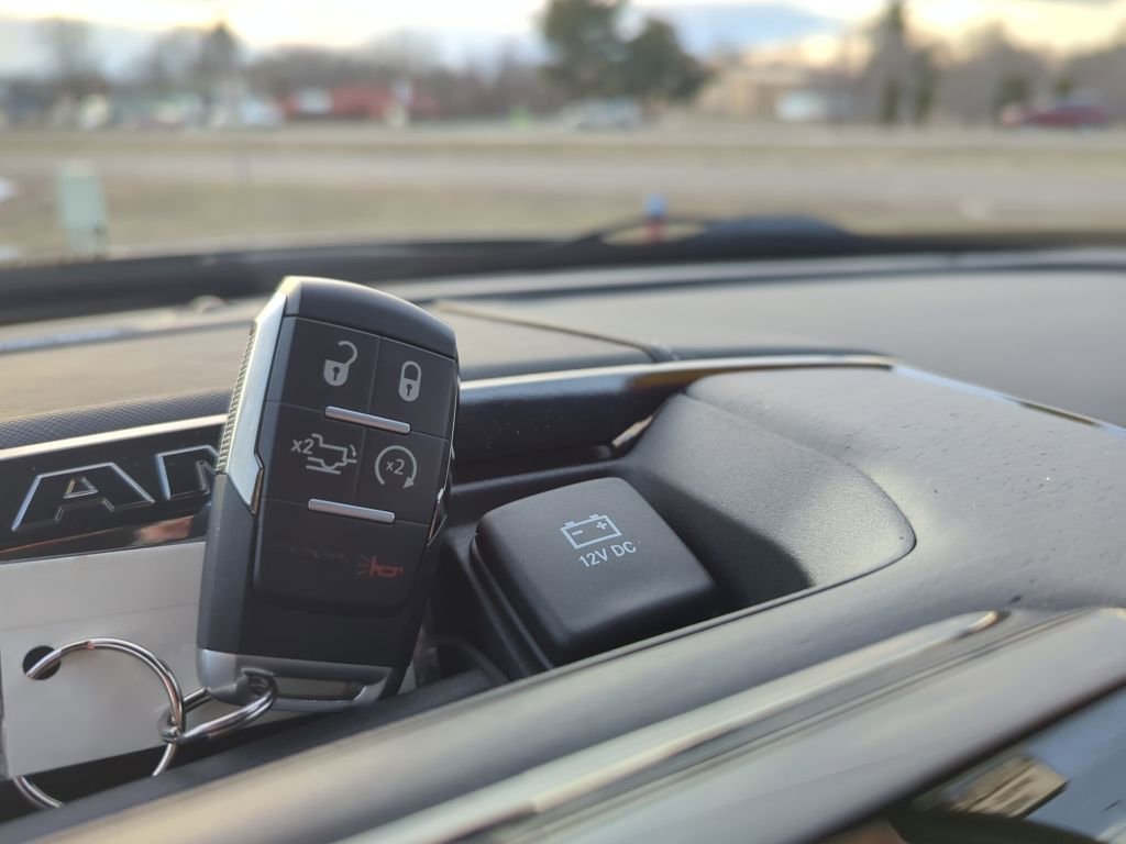 Used 2022 RAM 2500 Limited image 29