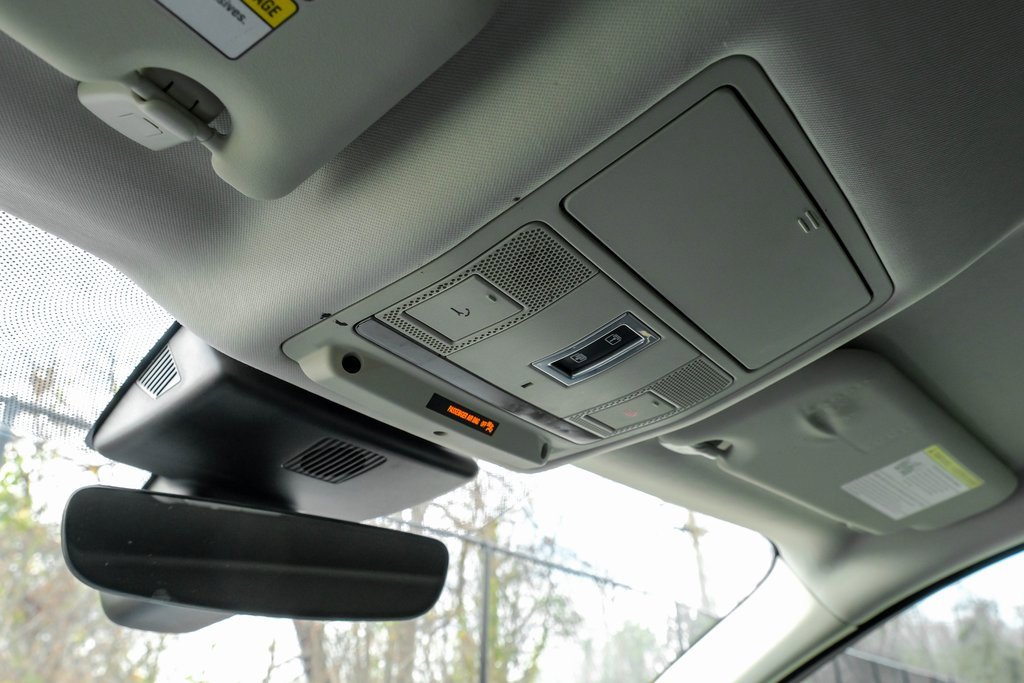 Used 2020 Jaguar E-PACE image 29