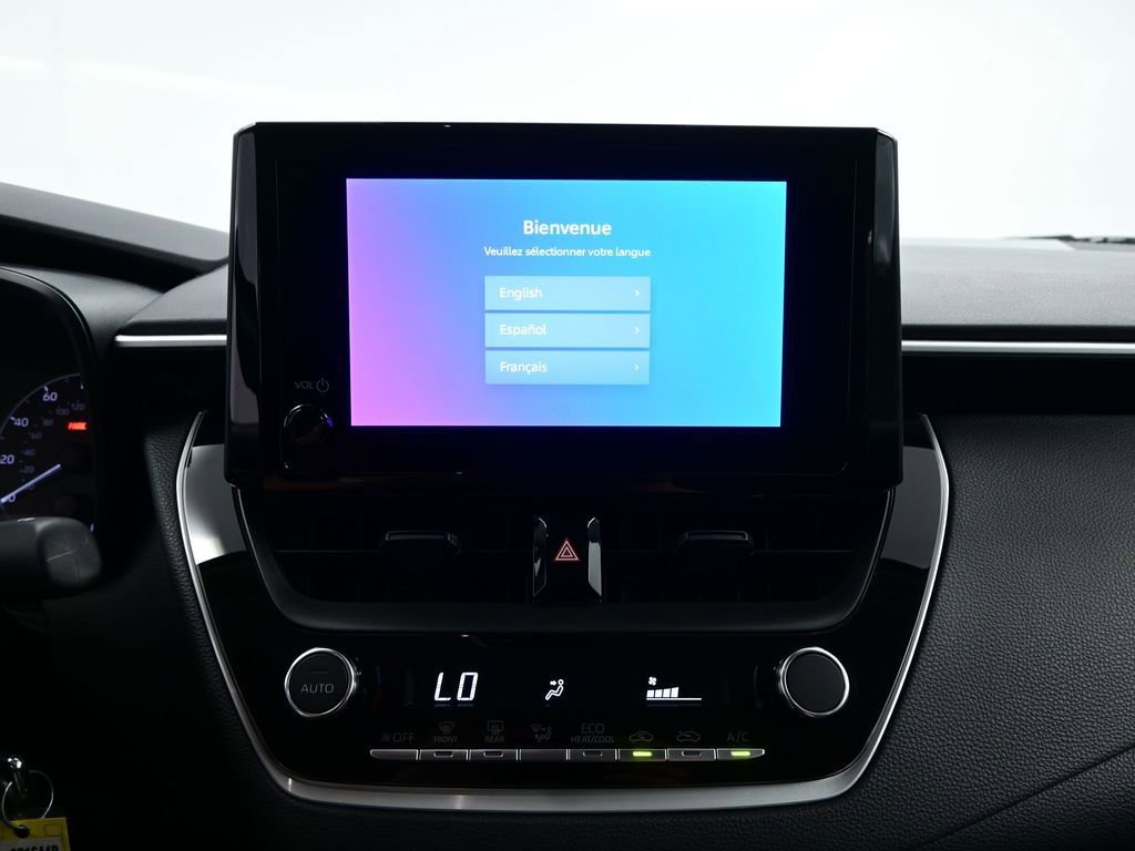 Used 2025 Toyota Corolla LE image 21