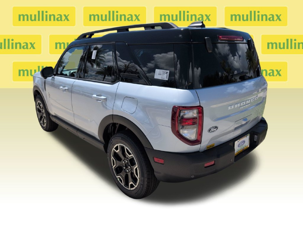 New 2026 Ford Bronco Sport Outer Banks w/ Outer Banks Tech Package+ AWD/4WD image 9