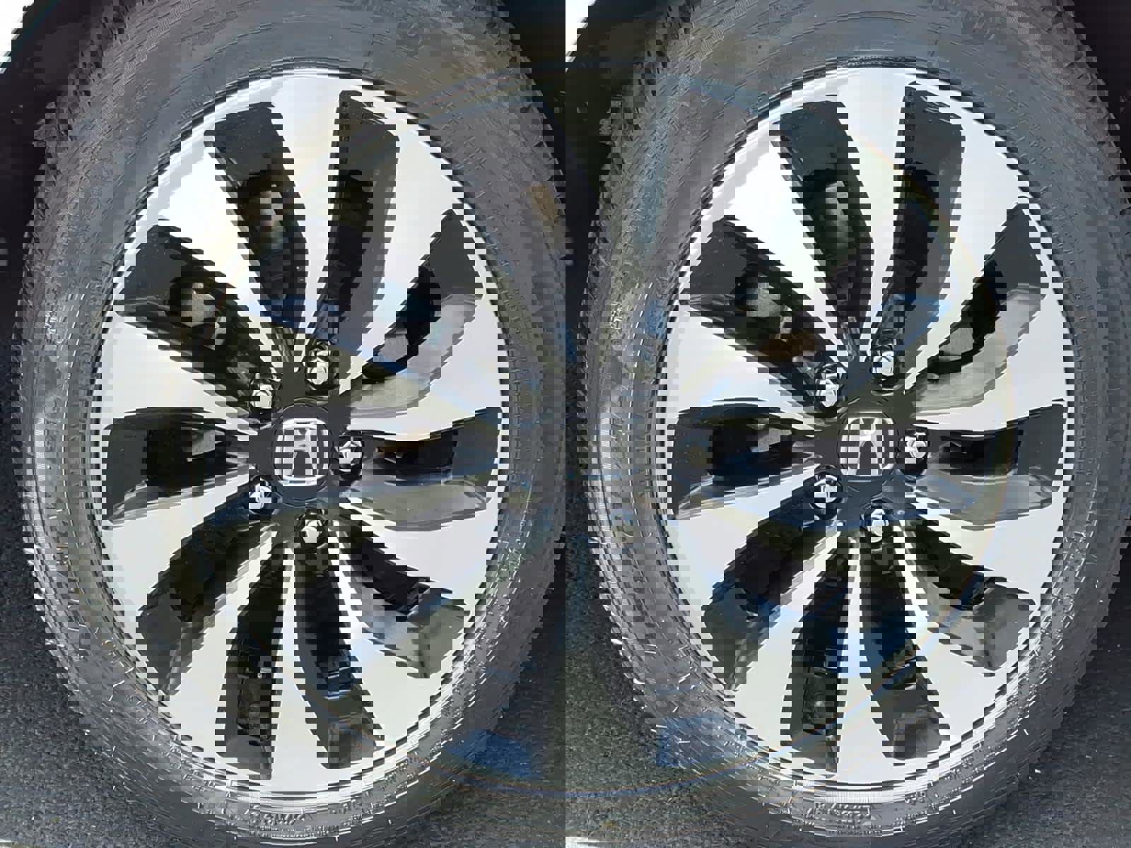 Used 2017 Honda Accord Touring image 10