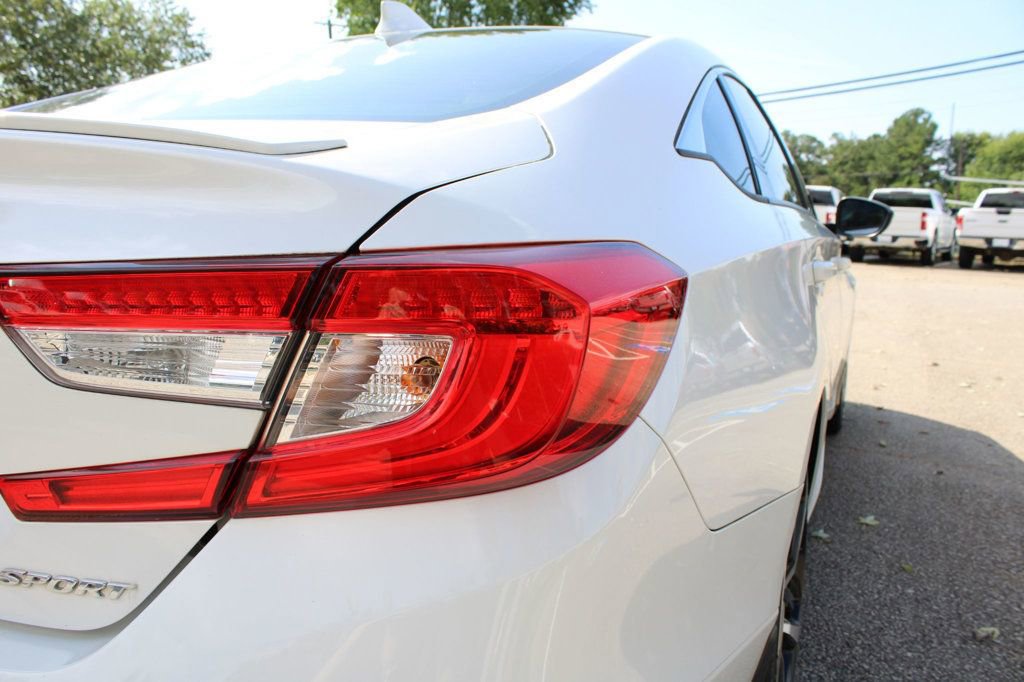 Used 2019 Honda Accord Sport image 10