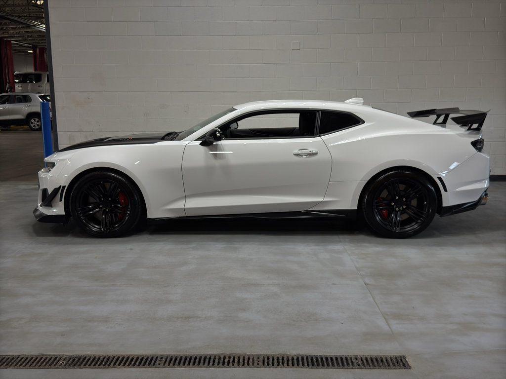 Used 2023 Chevrolet Camaro ZL1 image 2