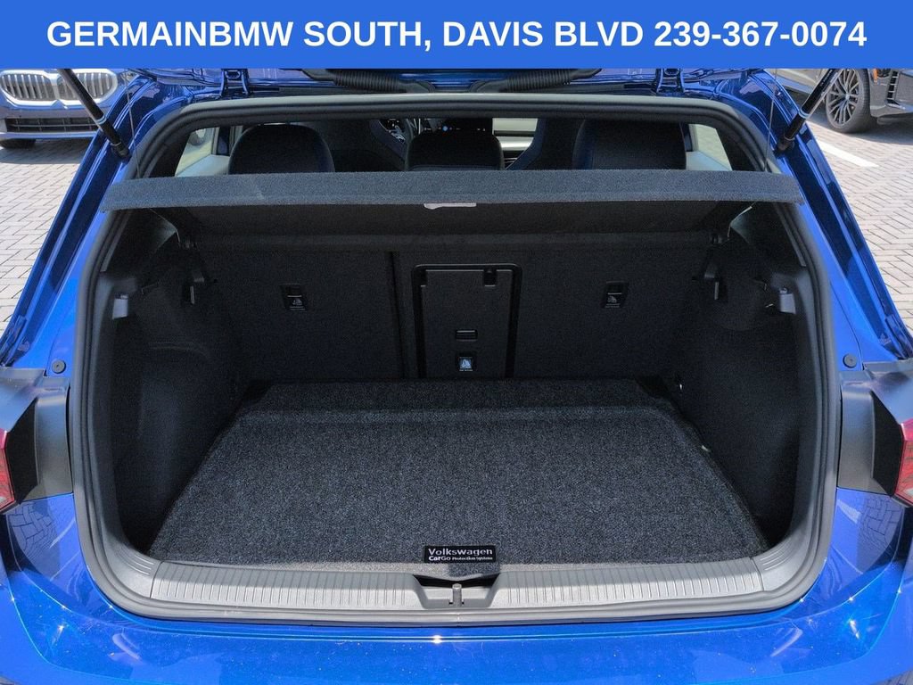Used 2026 Volkswagen Golf AWD/4WD image 15