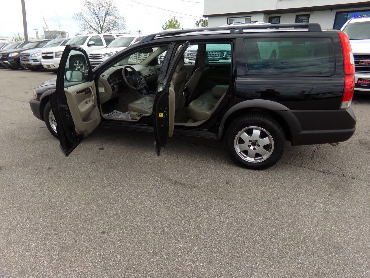 Used 2004 Volvo V70 AWD/4WD image 20