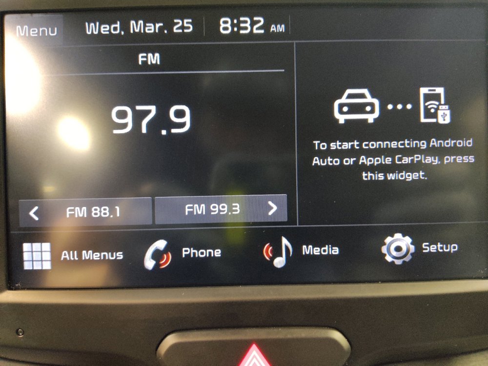 Used 2025 Kia Soul LX w/ LX Technology Package FWD image 25