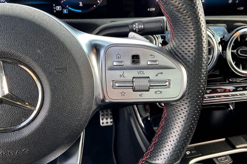 Used 2022 Mercedes-Benz CLA 250 image 18