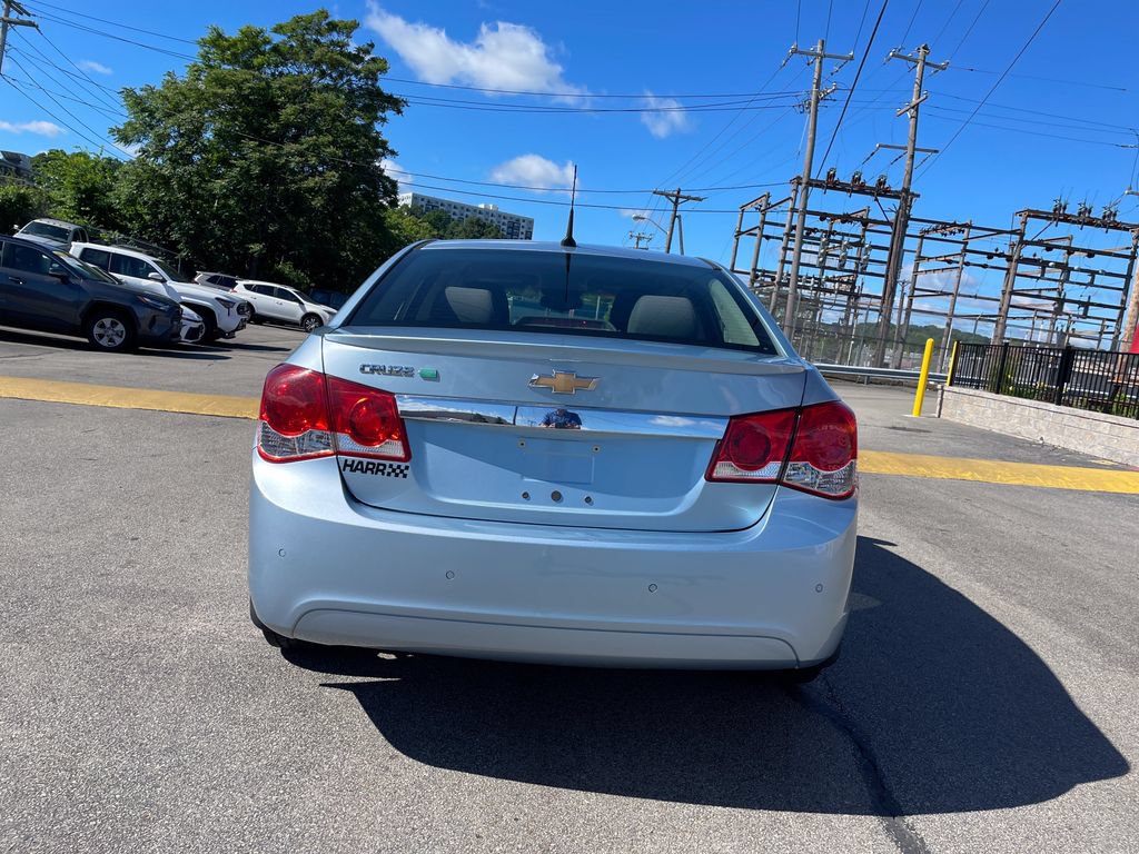 Used 2012 Chevrolet Cruze Eco FWD image 4