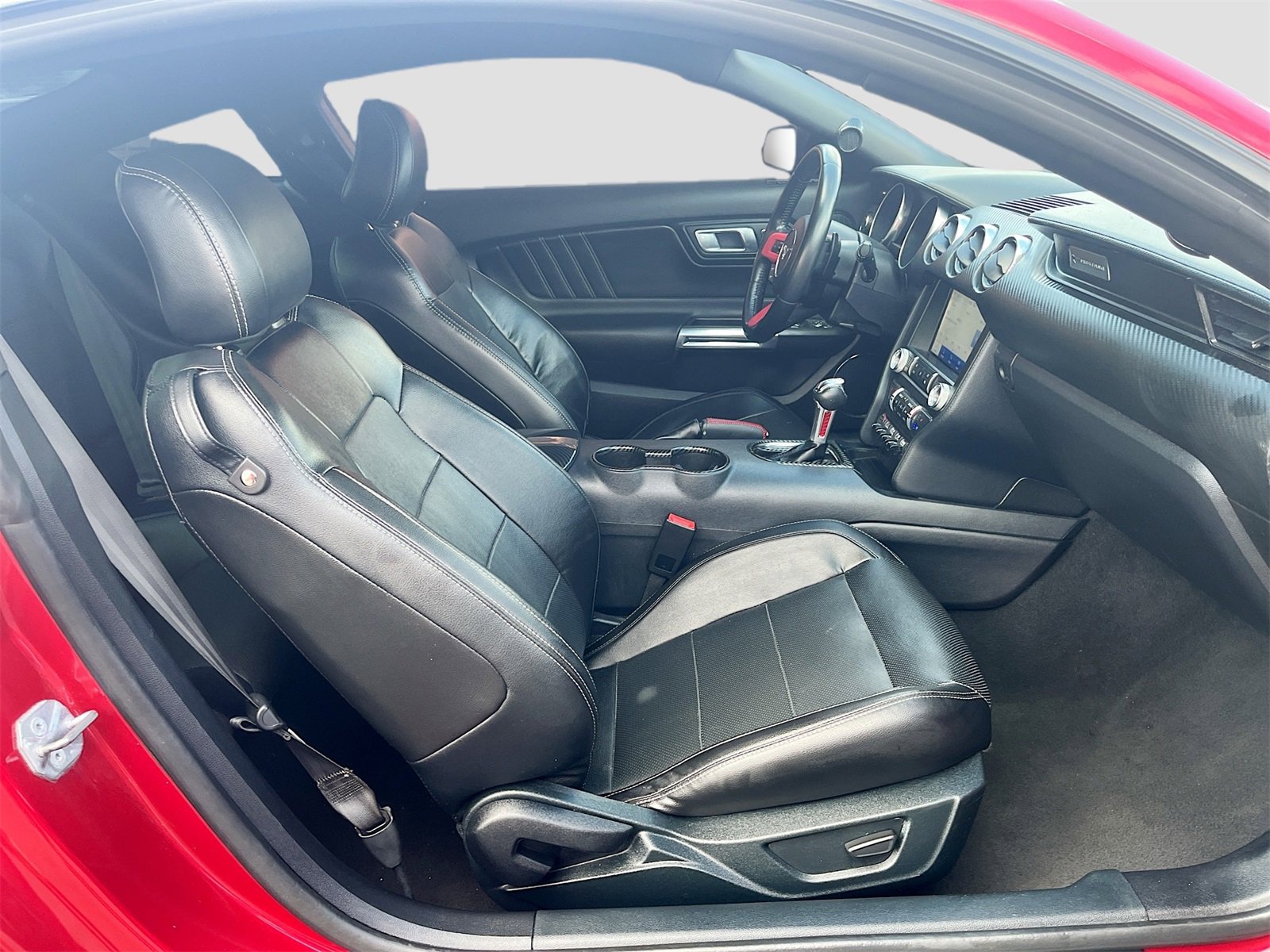 Used 2022 Ford Mustang GT Premium image 27