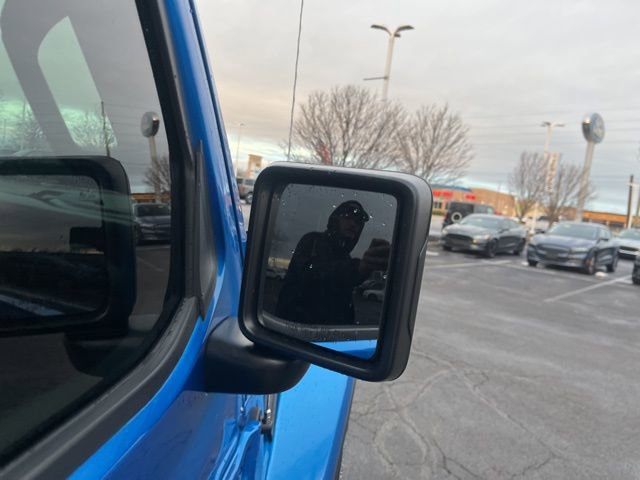 Used 2021 Jeep Gladiator Sport image 4