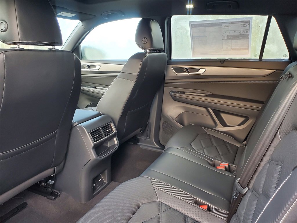 New 2026 Volkswagen Atlas Cross Sport SE image 5