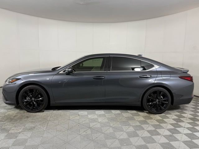 Certified 2022 Lexus ES 350 F Sport image 3