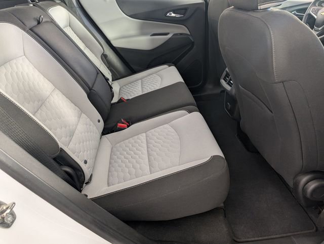 Used 2018 Chevrolet Equinox LS image 27