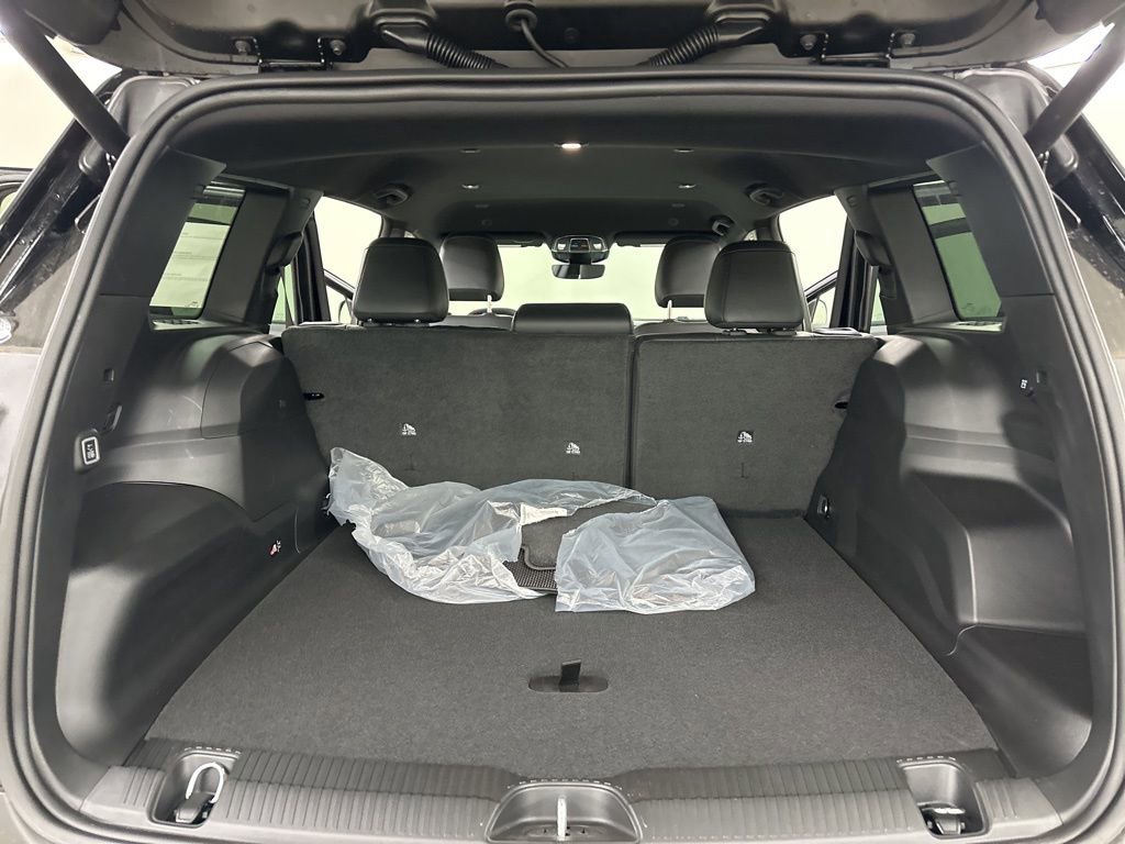 New 2026 Jeep Cherokee Laredo image 23