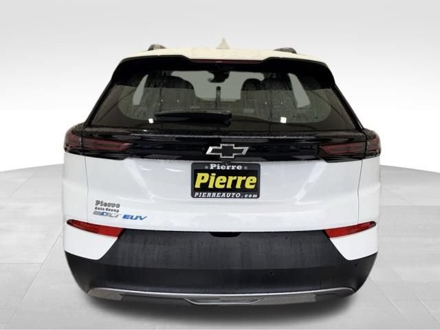 Used 2023 Chevrolet Bolt EUV Premier w/ Sun & Sound Package FWD video 3