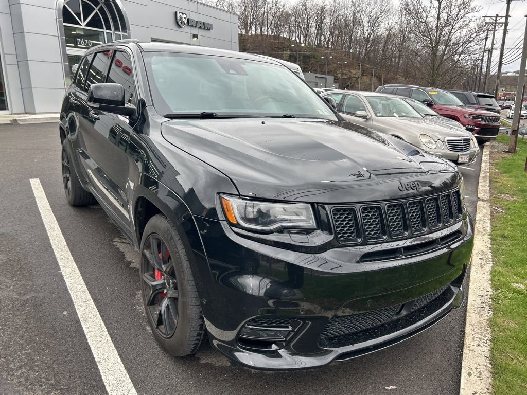 Used 2018 Jeep Grand Cherokee SRT image 3