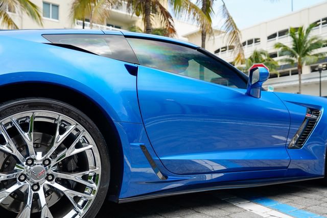 Used 2016 Chevrolet Corvette Z06 w/ 3LZ Preferred Equipment Group RWD image 32
