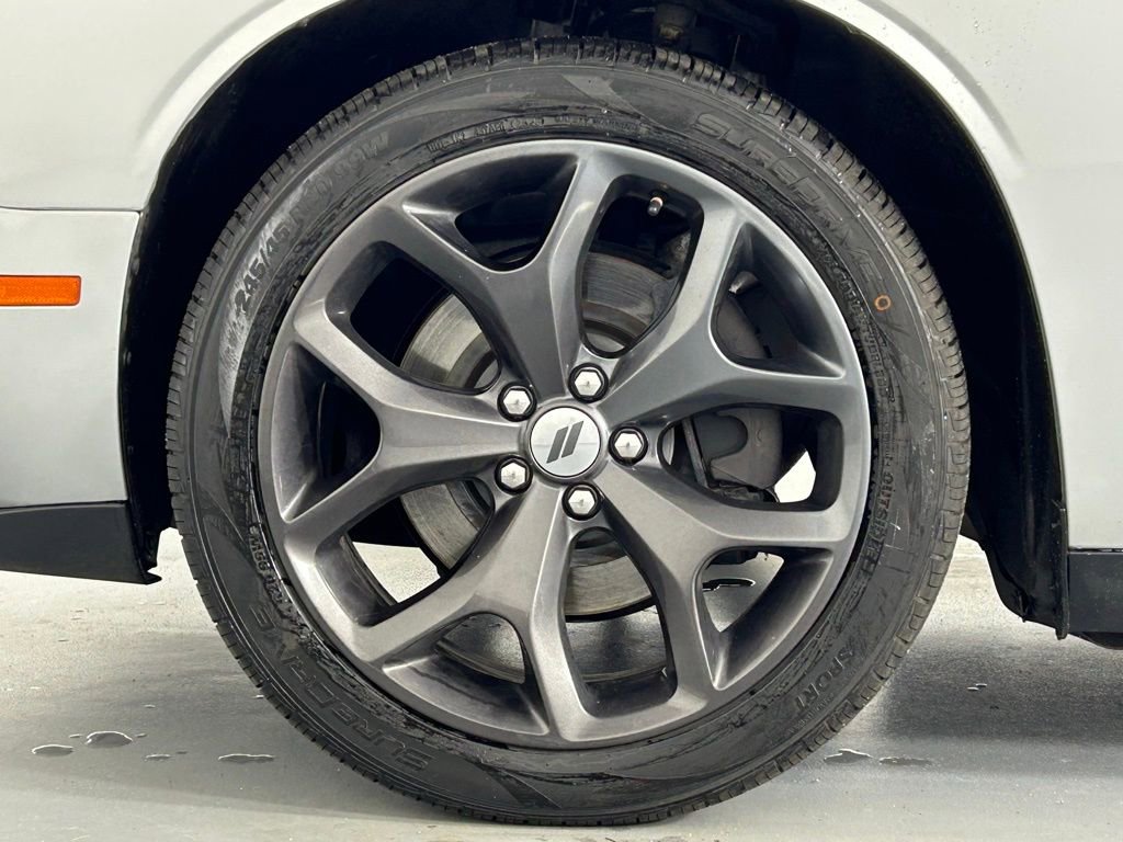 Used 2019 Dodge Challenger SXT w/ Plus Package RWD image 28